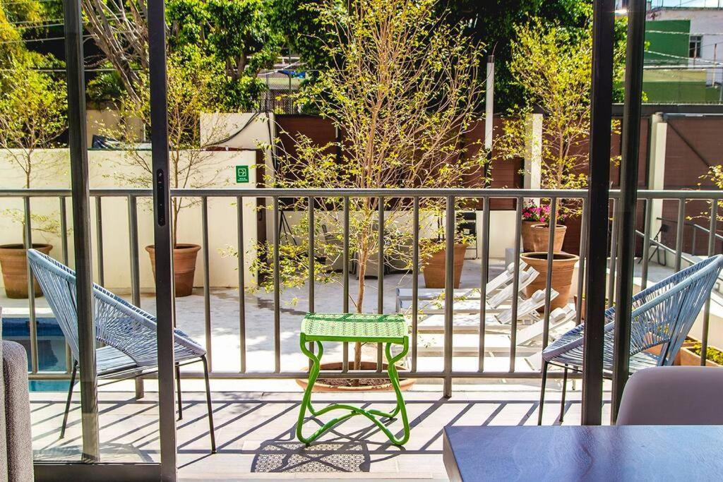100mb Apt With Rooftop & Swimming Pool Apartamento *