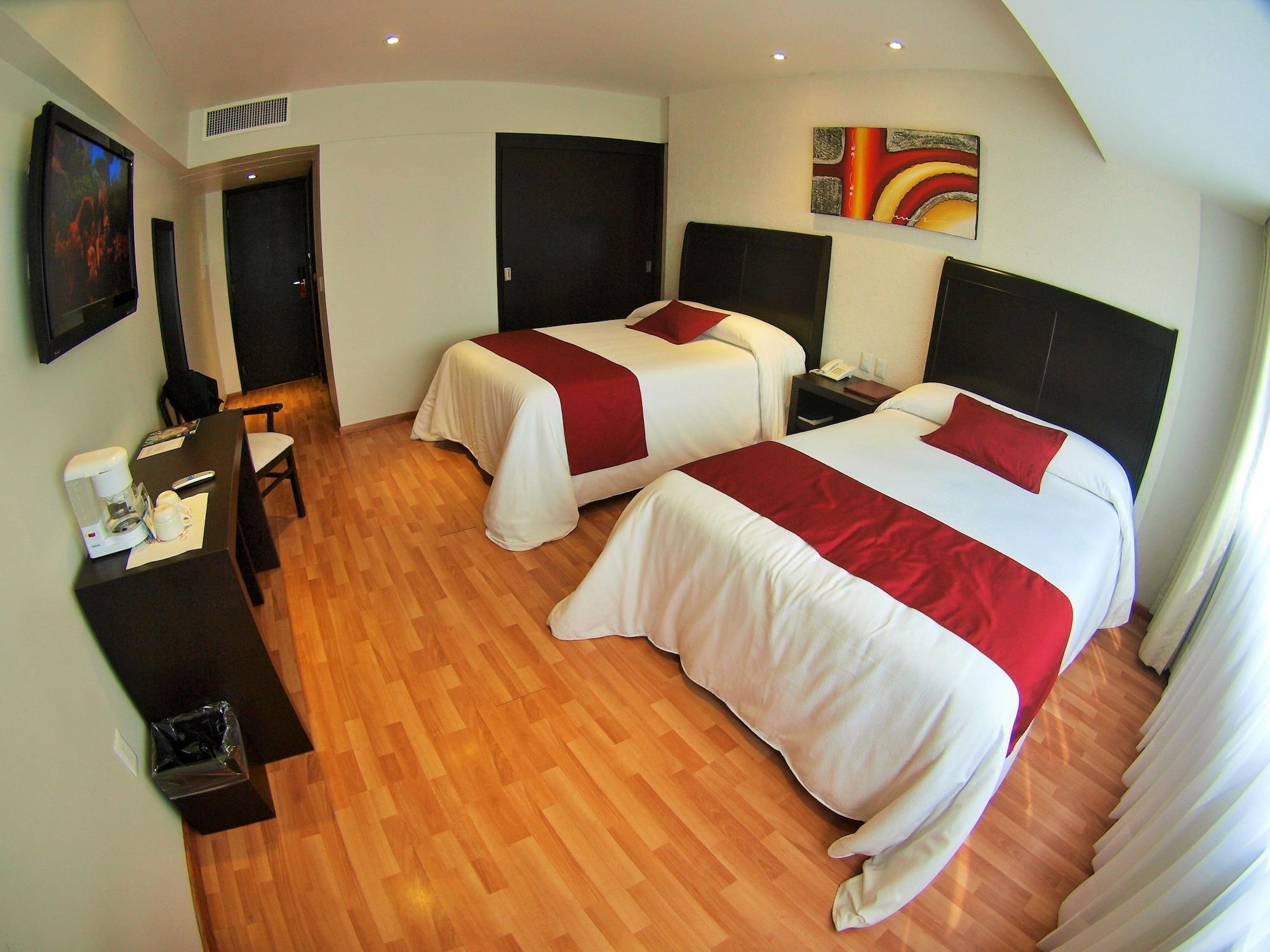 Hotel Roma In Downtown 4*