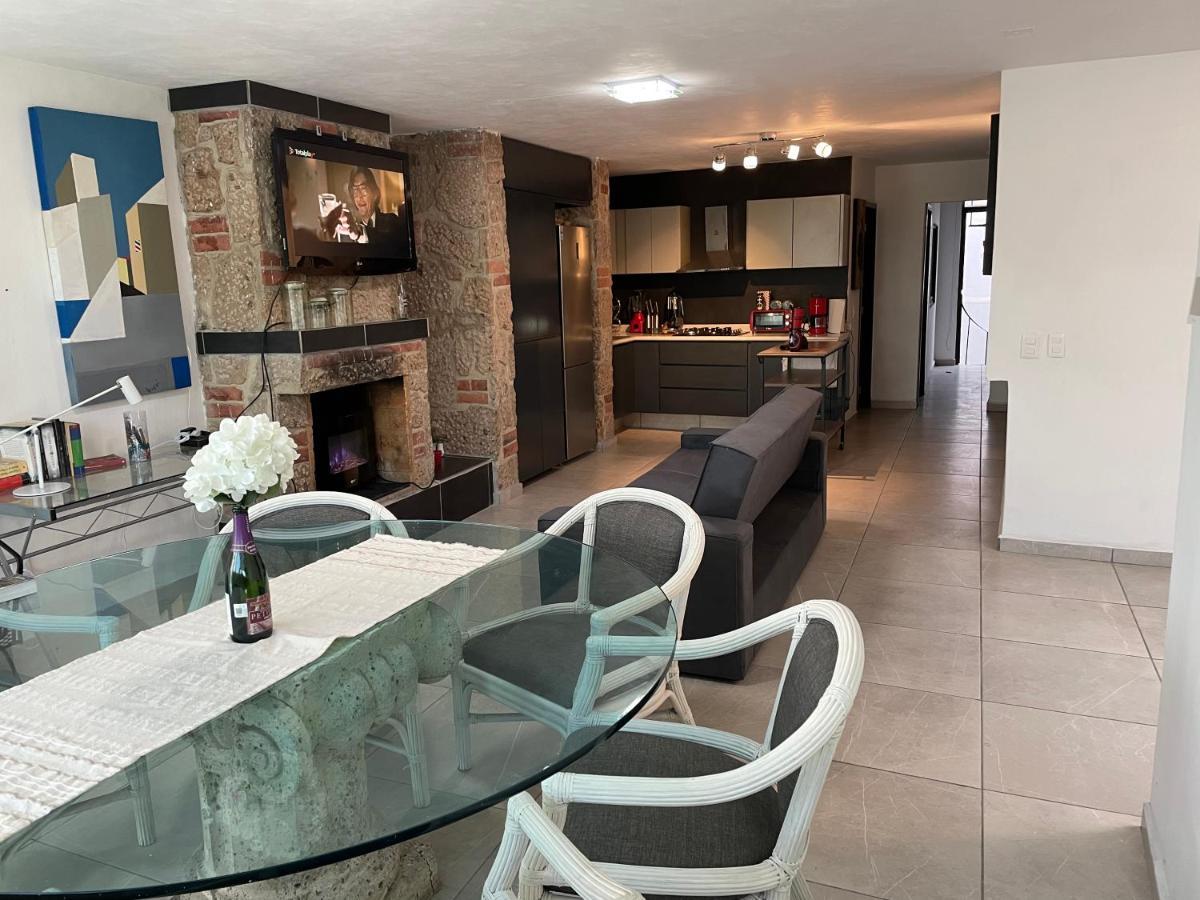 Alojamiento Completo, Con Una Excelente Ubicacion Apartment