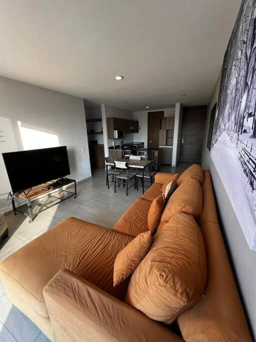 New And Gorgeous Apartament. Awesome Views! *