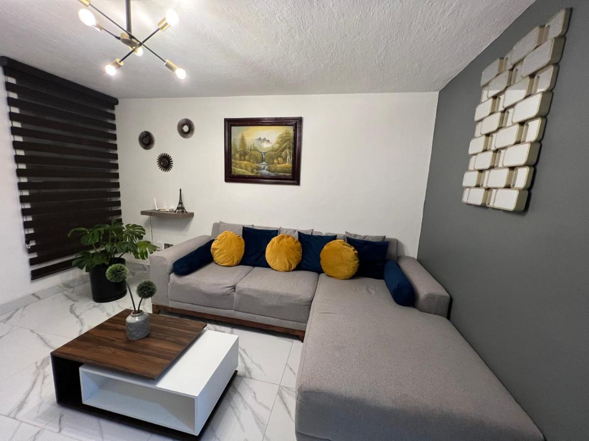 Comfortable With Parking, Location Apartamento *