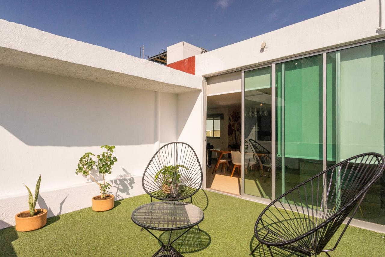 Casa Lucia Pensión *
