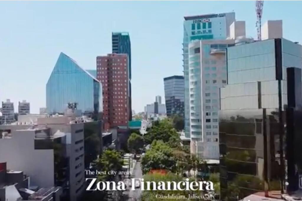 Elegante En Zona Financiera / Limpieza Diaria *