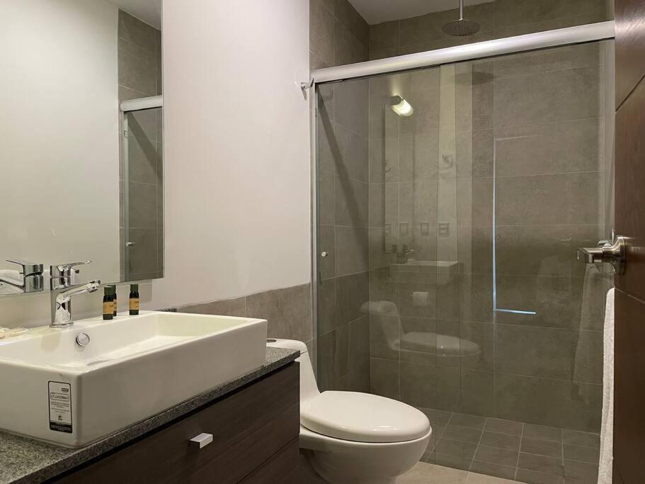 Apartamento Elegante En Zona Financiera / Limpieza Diaria Guadalajara