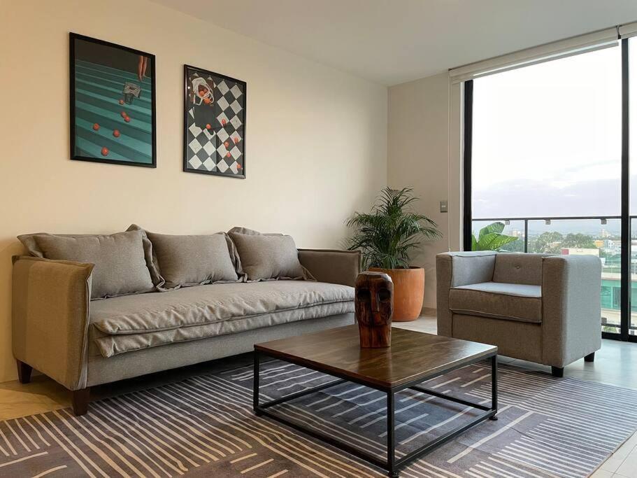 Apartamento Elegante En Zona Financiera / Limpieza Diaria Guadalajara