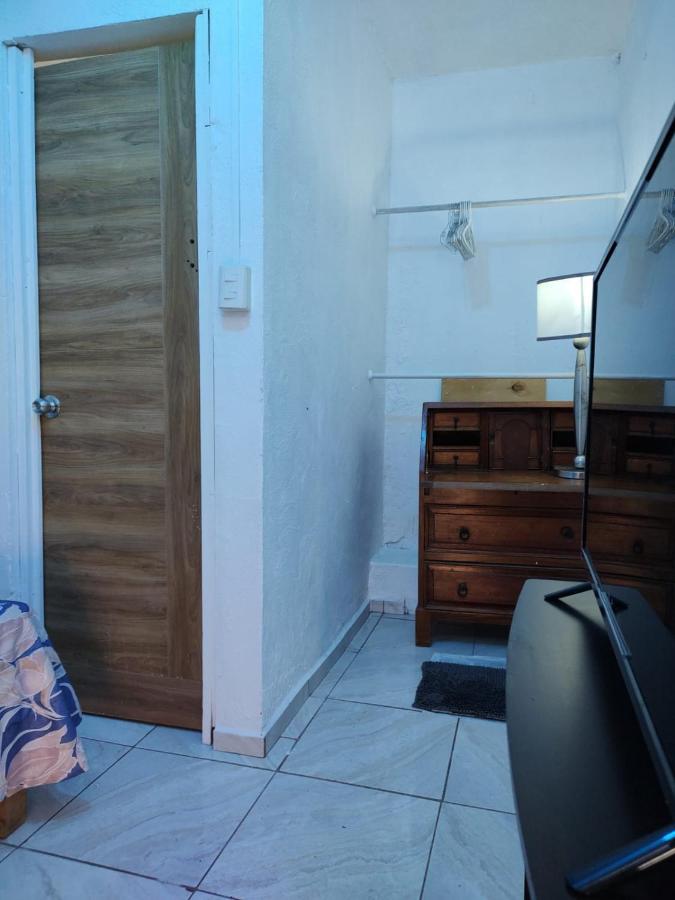 La Casa Naranja Habitación en casa particular Guadalajara