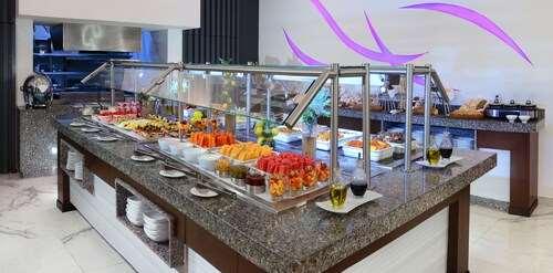 Country Club By Hnf Hotel