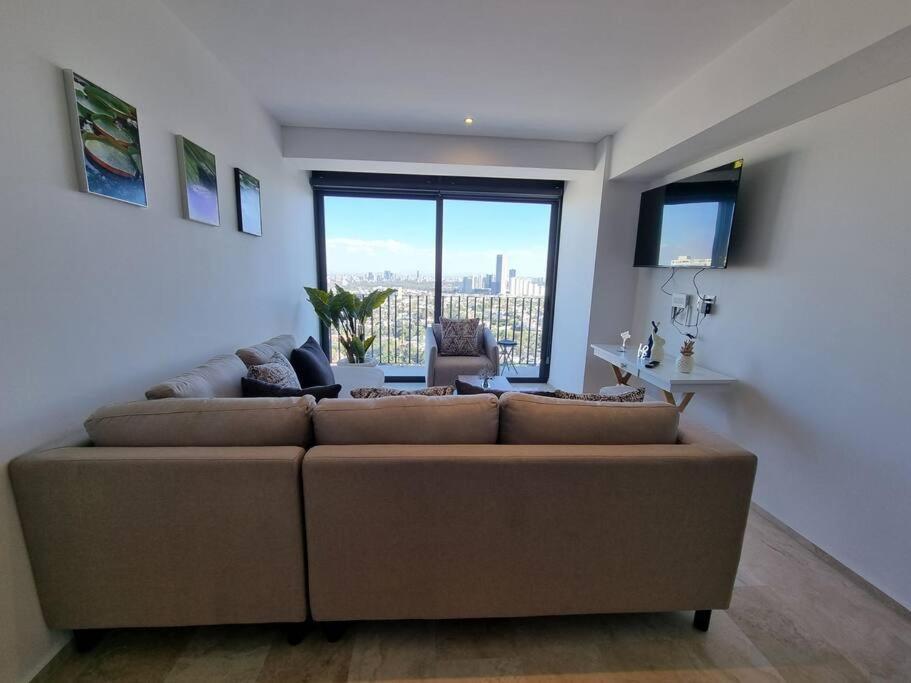 Apartamento Hermoso Por Andares Con A/c