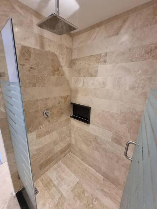 Hermoso Por Andares Con A/c Apartamento