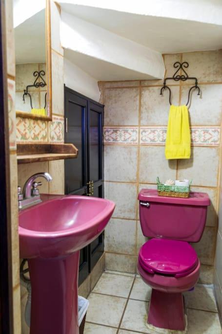Casa Amarilla Aire Acondicionado En Todas La Areas Apartamento