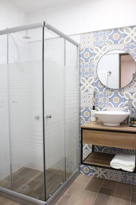 Apartamento Departamento Amueblado En Zapopan Cerca De Expo Gdl, Iteso Y Uvm *
