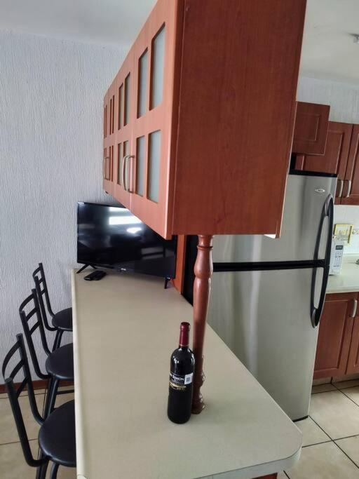 Disfruta De La Ciudad En Un Espacio Tranquilo! Holiday home Guadalajara