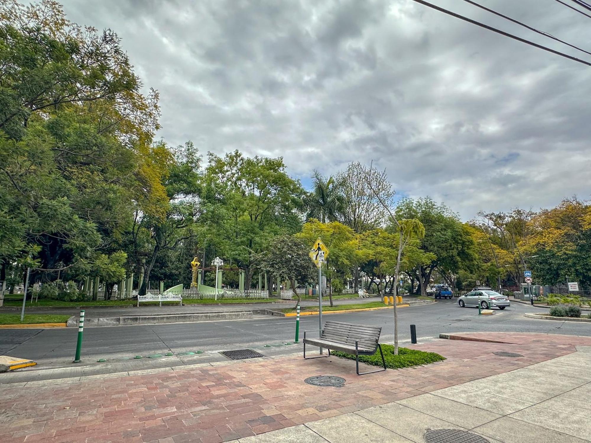 Estudio 3 /glorieta Chapalita