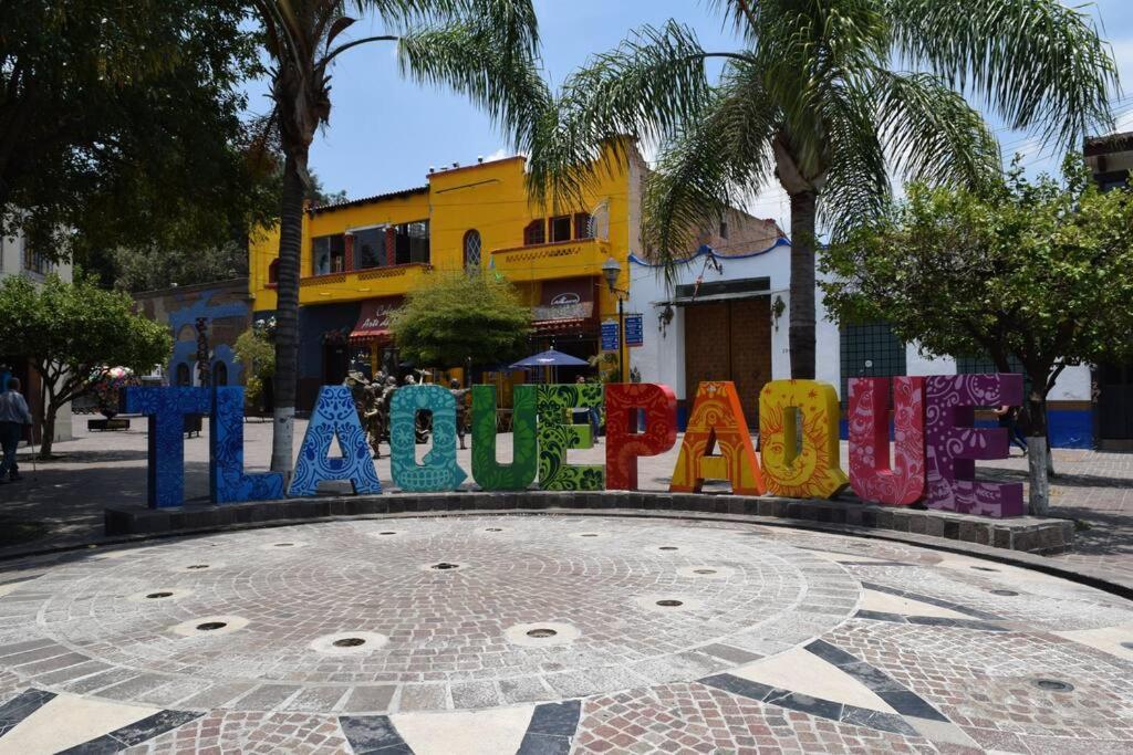 Casa Leo En San Pedro Tlaquepaque. Apartamento Guadalajara