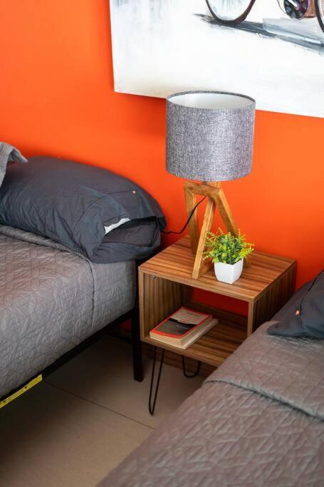 2 Habitaciones, 4 Camas, 2 Banos, Wi-fi, La Americana Apartamento *