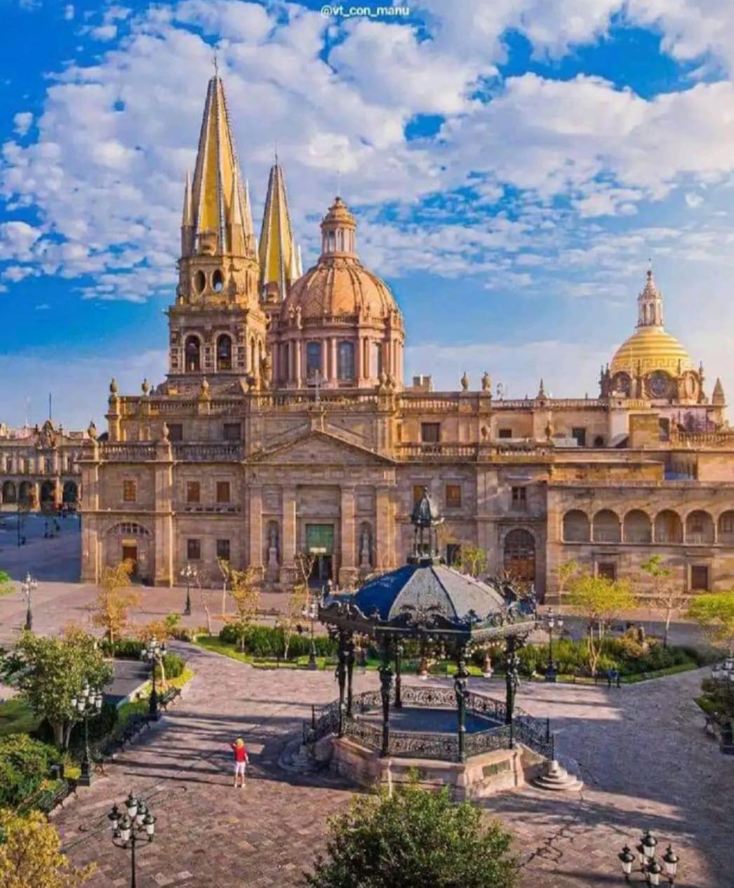 Tu Joya Y Tu Perla Tapatia - Ac, Alberca, Gym En El Corazon De