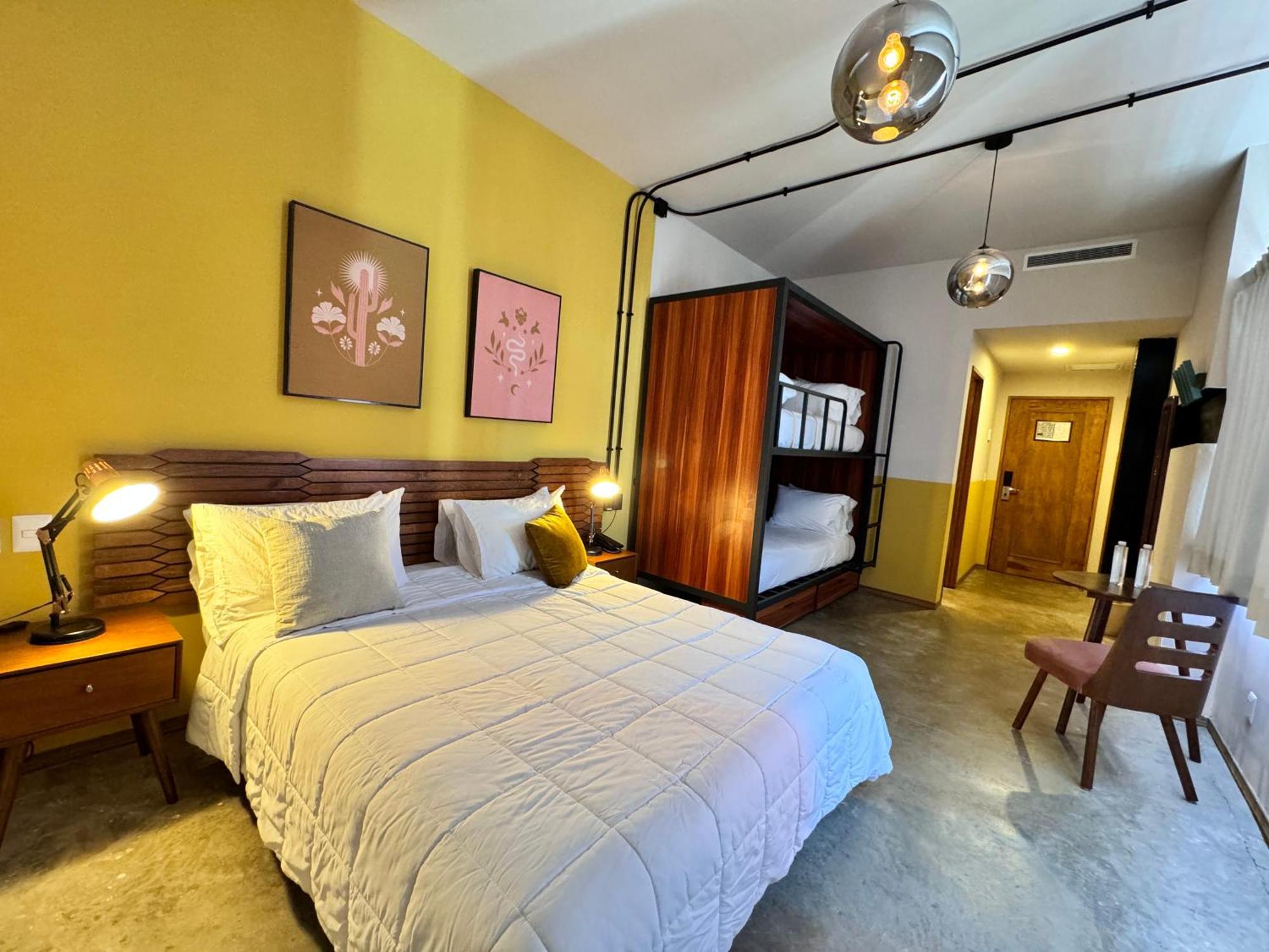 Selina Hotel 4*