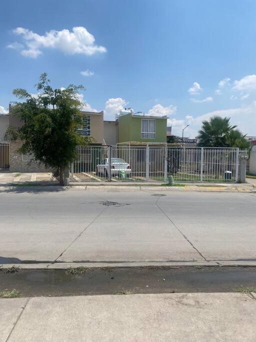 Casa Duplex Aeropuerto/arena Vfg * Guadalajara