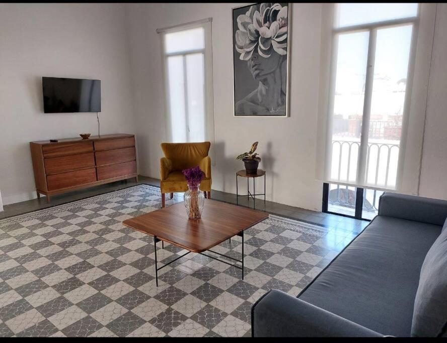 Casa Monarcas - Isabella *