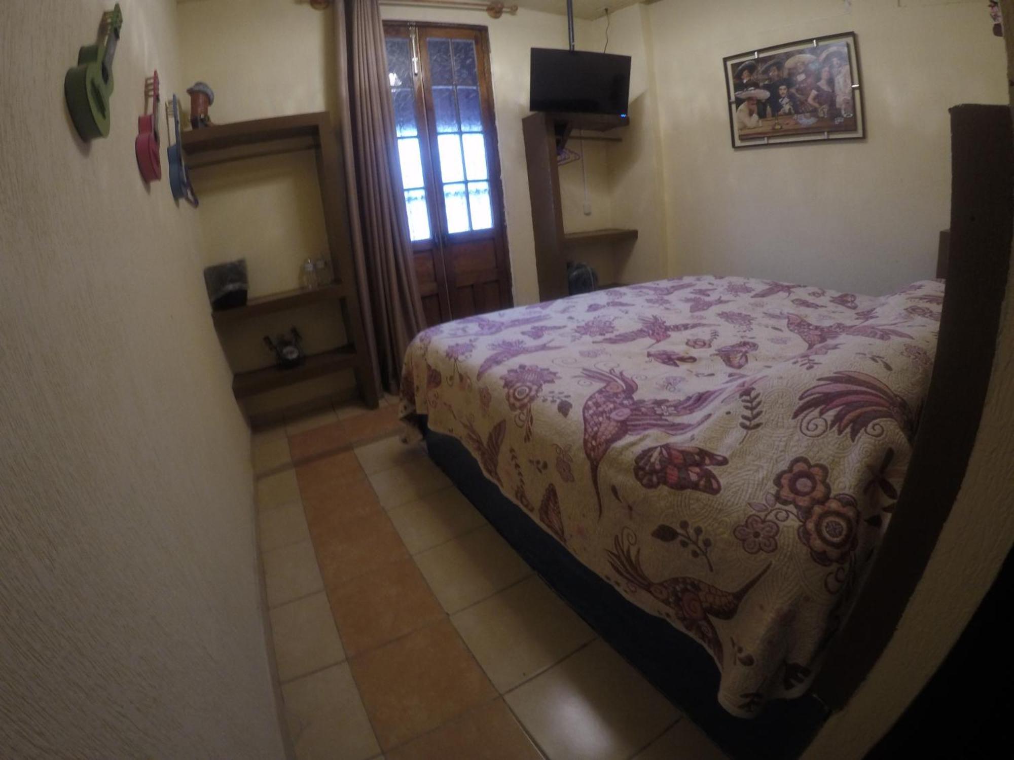 Hotel La Mexicana *
