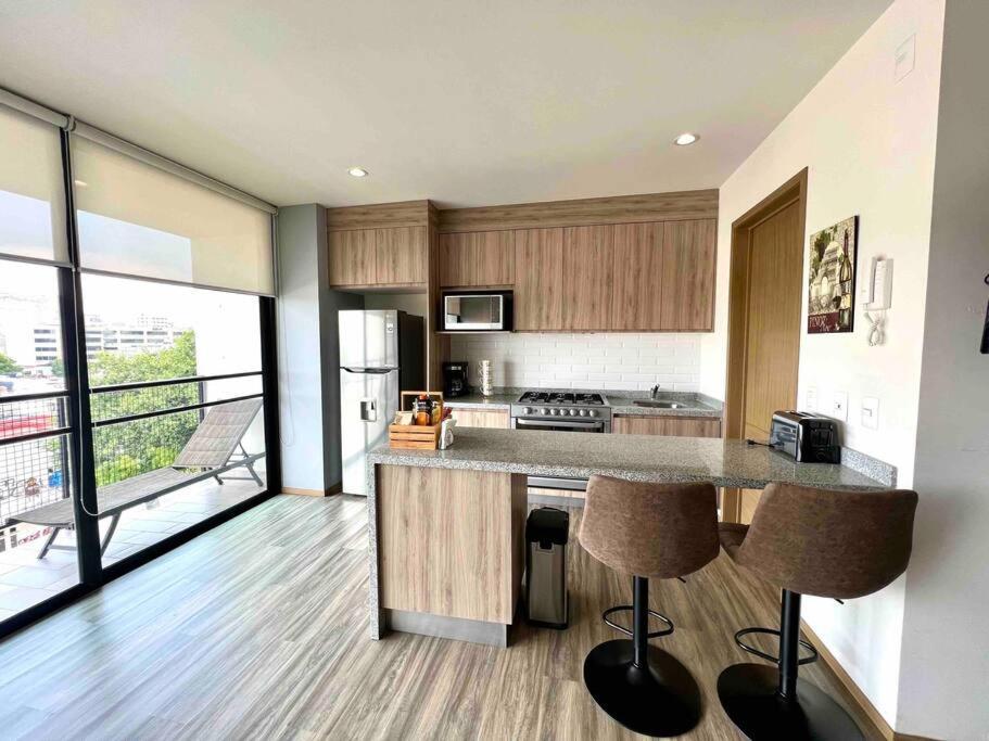 Brand New Stylish, Chapultepec, Gym,100mb Internet