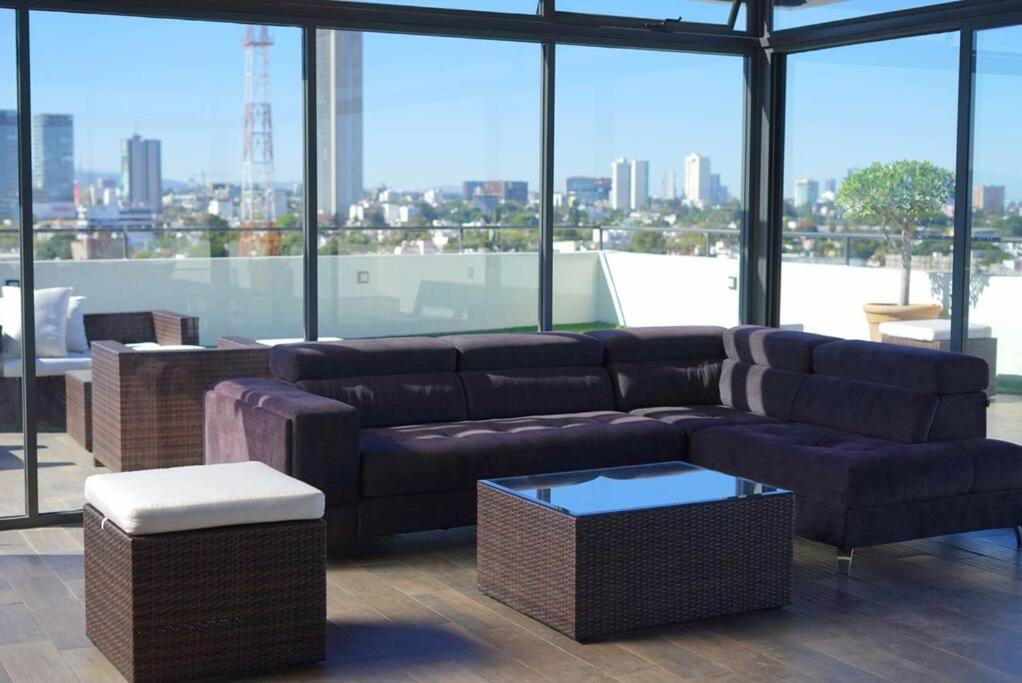 Apartamento 100mb Apt With Rooftop & Swimming Pool