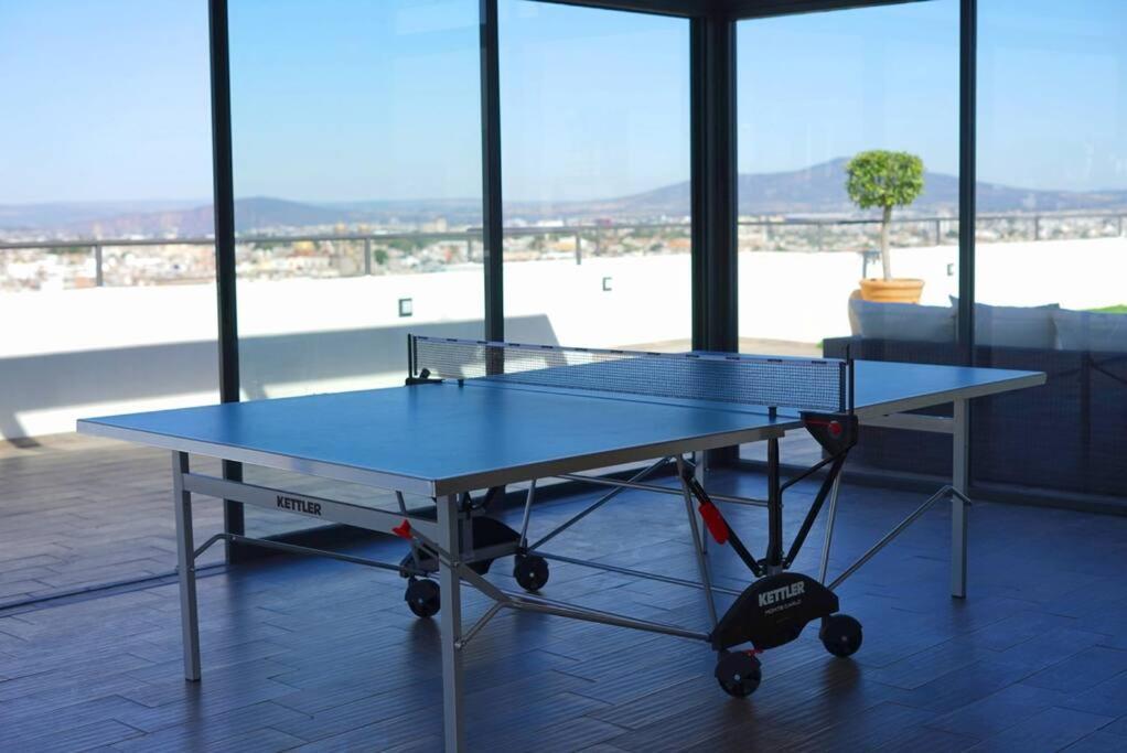 100mb Apt With Rooftop & Swimming Pool Apartamento