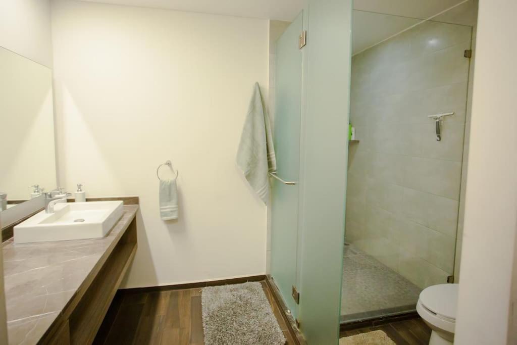 Spacious 3 Bedroom With Cool Amenities Apartamento Guadalajara
