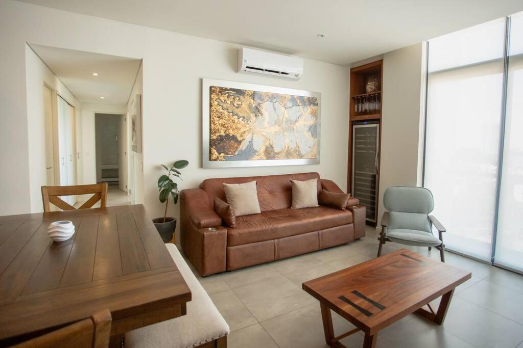 Spacious 3 Bedroom With Cool Amenities Apartamento *