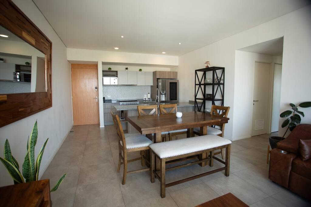 Spacious 3 Bedroom With Cool Amenities Apartamento