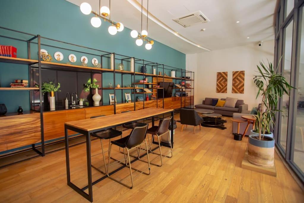 Apartamento Spacious 3 Bedroom With Cool Amenities