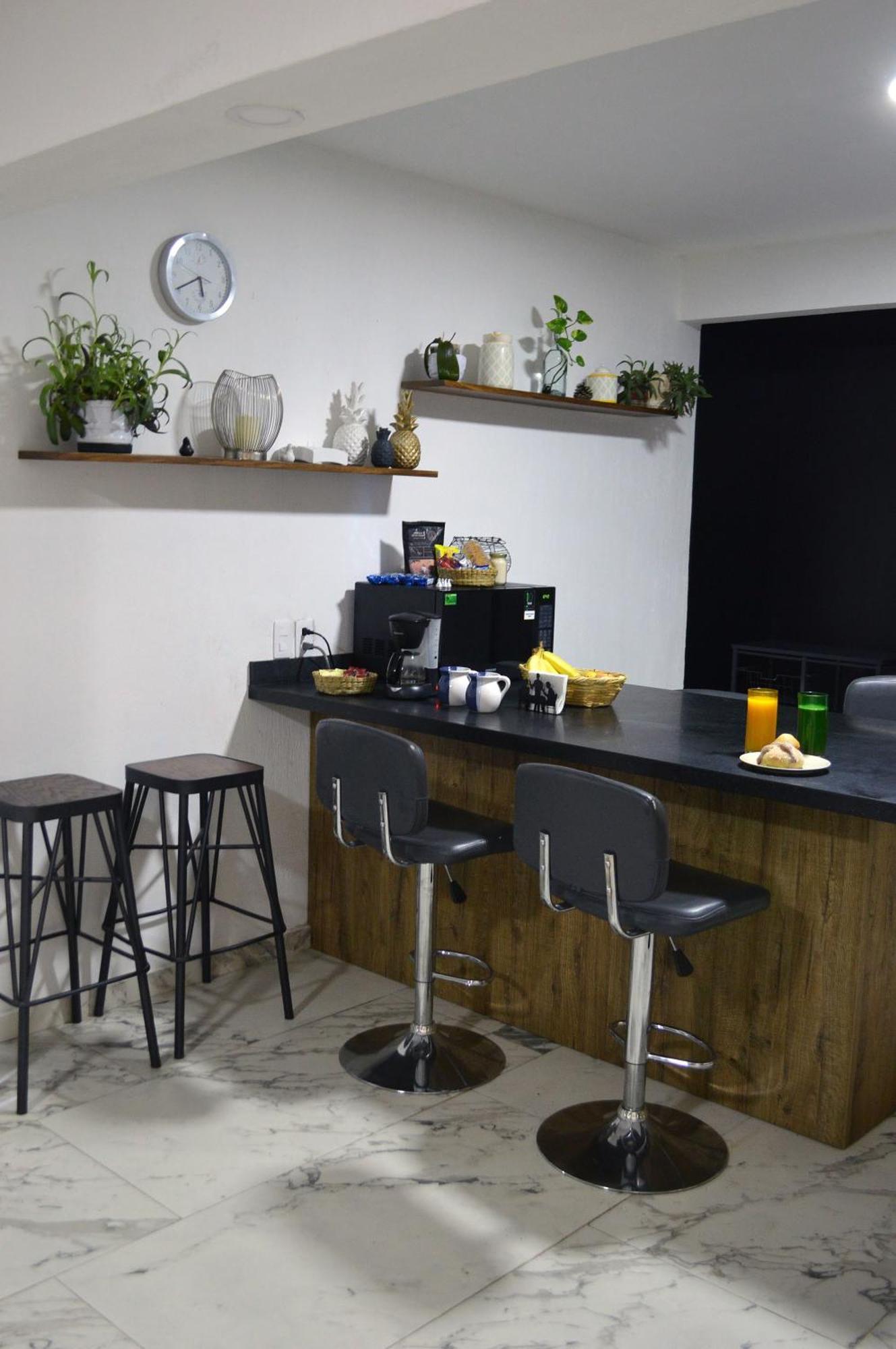 Casa Gran Plaza, Hermosas Y Comodas En El Corazon De Guadalajara