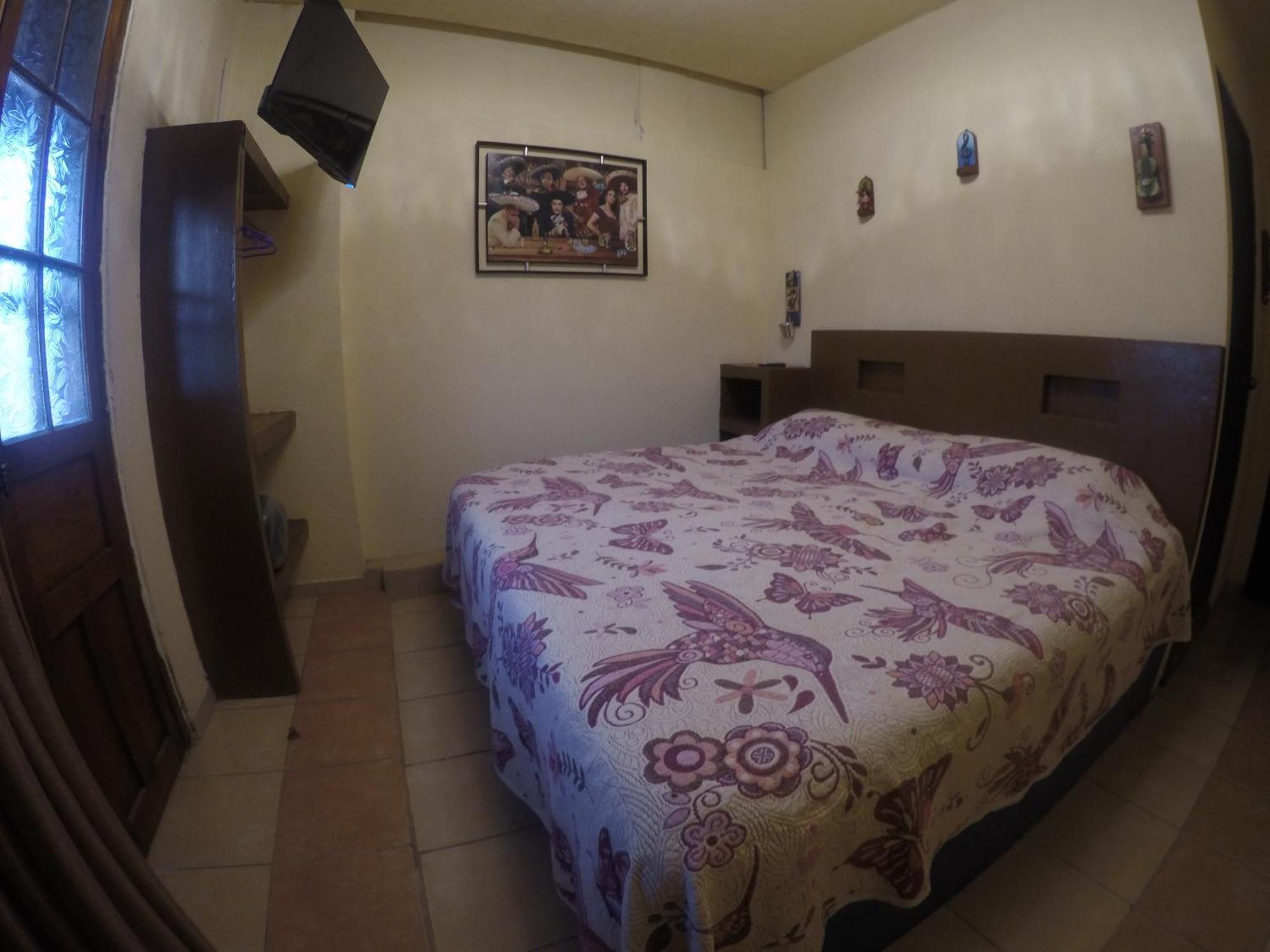 Hotel La Mexicana