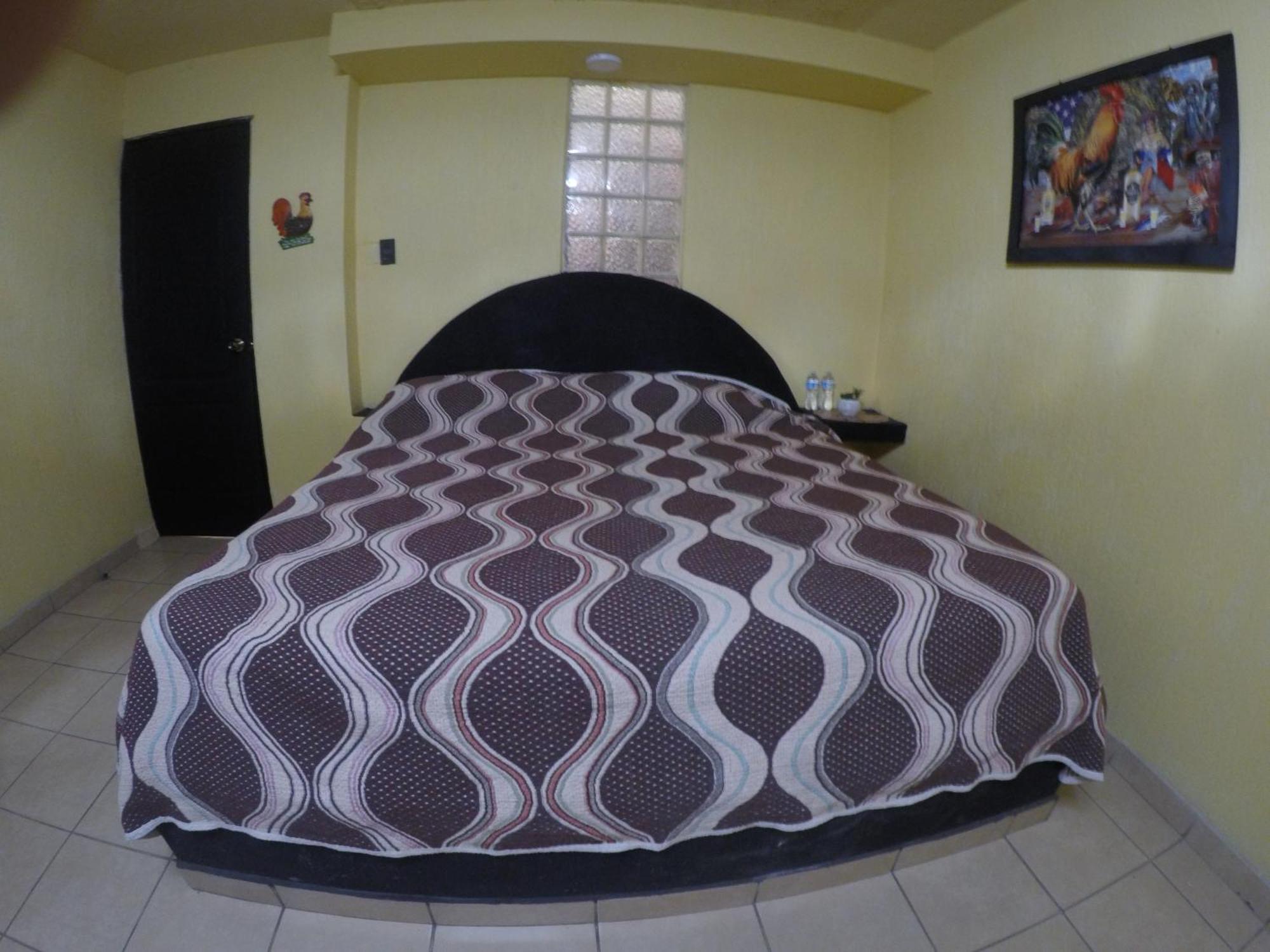 Hotel La Mexicana *
