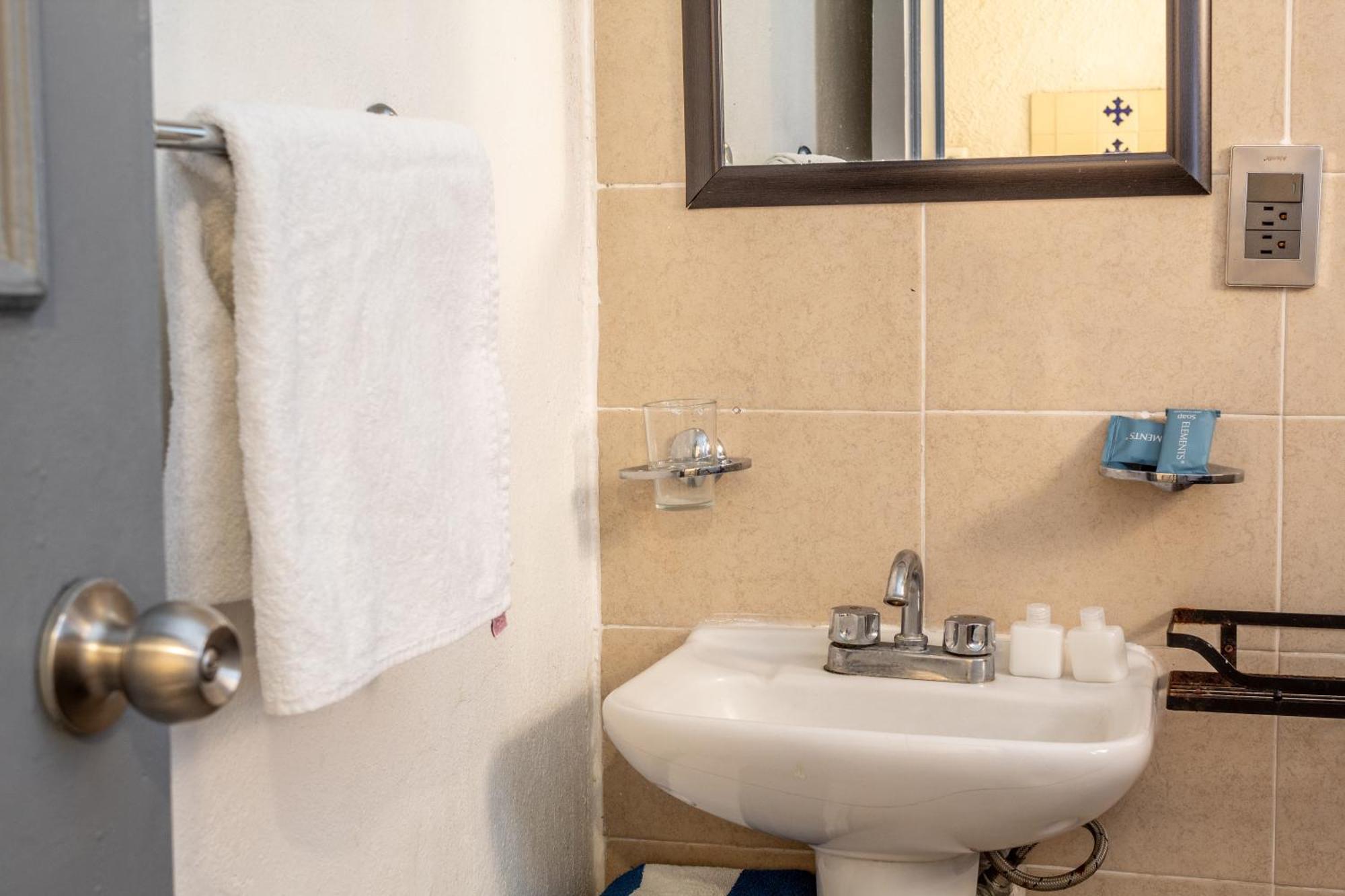 Apartamento Estudio 3 /glorieta Chapalita *