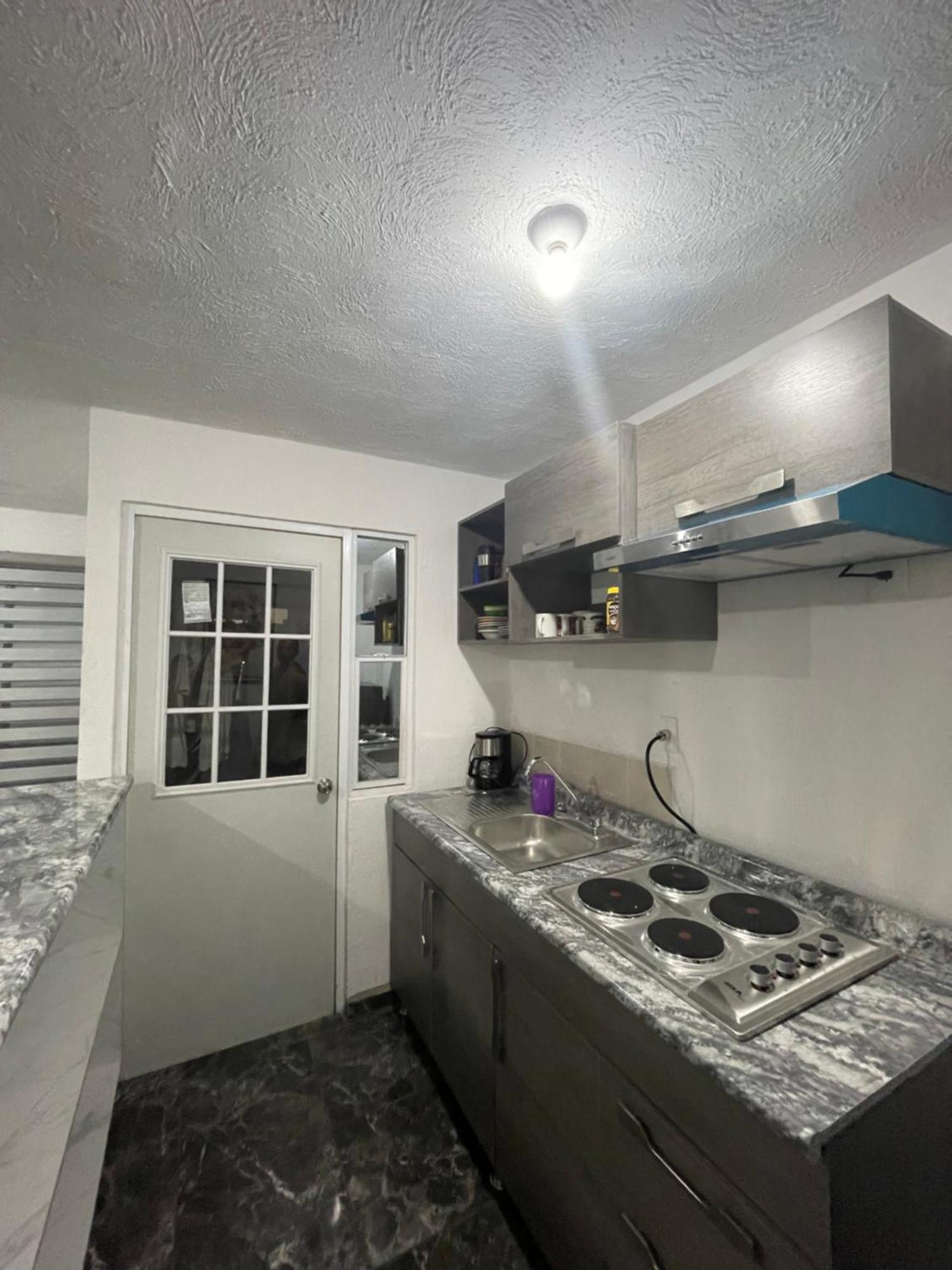 Luna House Homestay Guadalajara