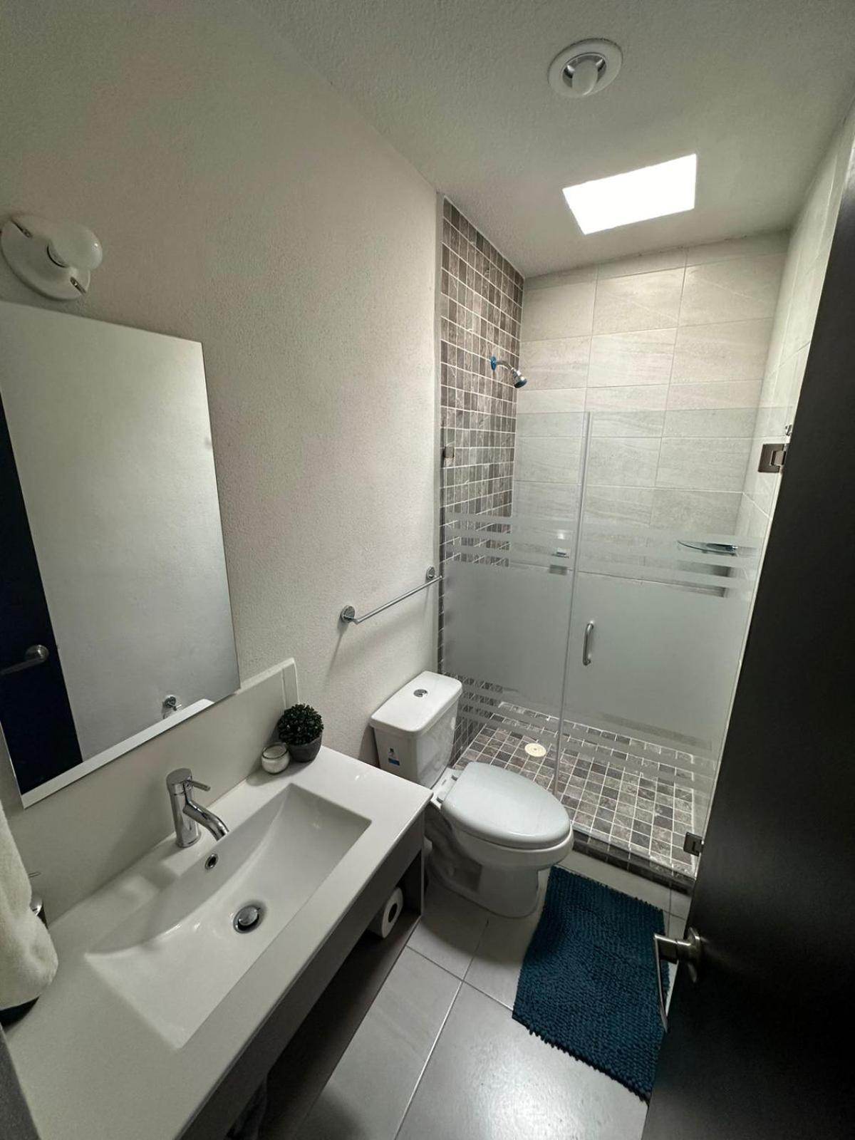 Casa Mia Airport Holiday home *