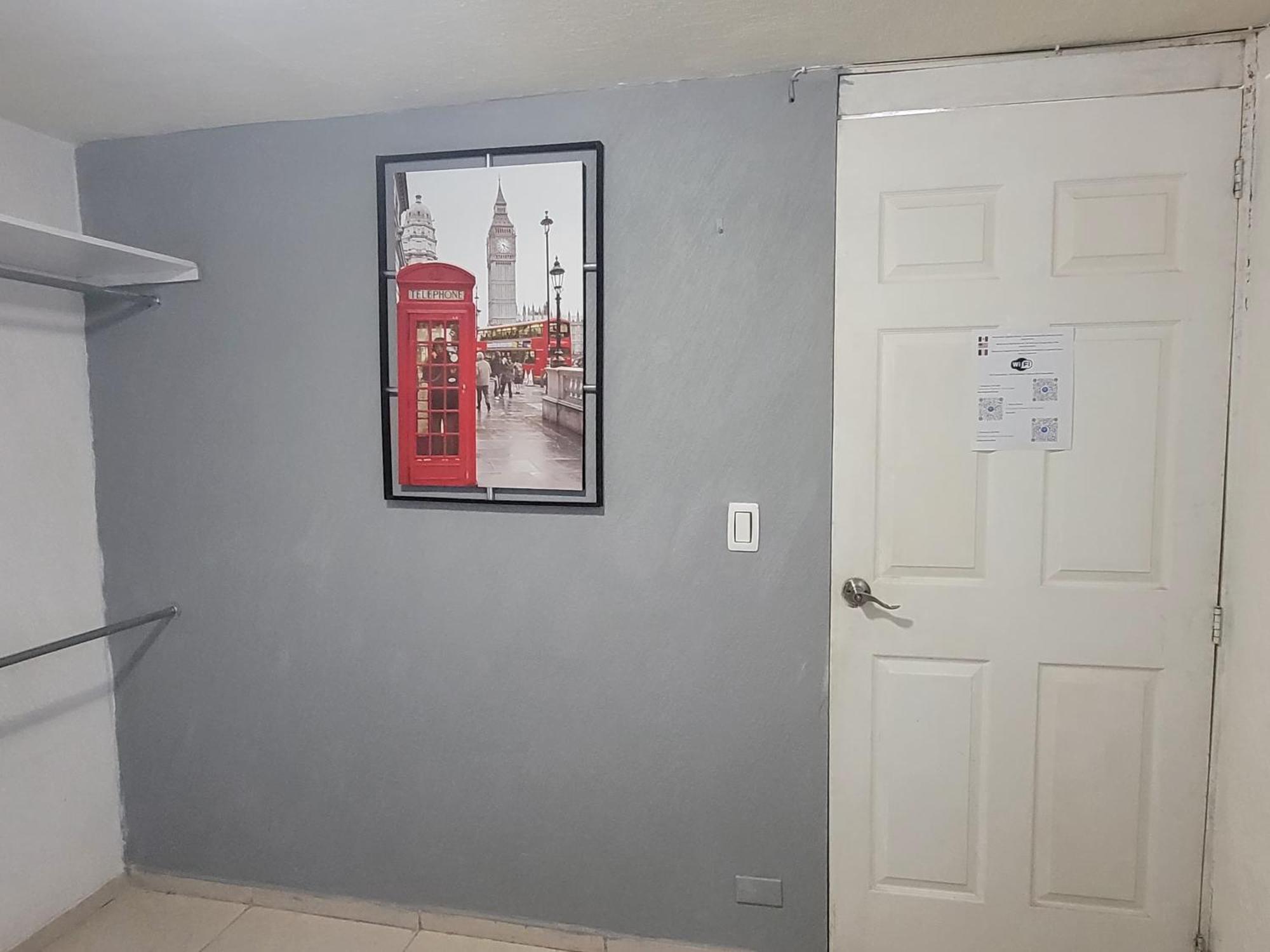 Homestay Aguilas House 1 Guadalajara