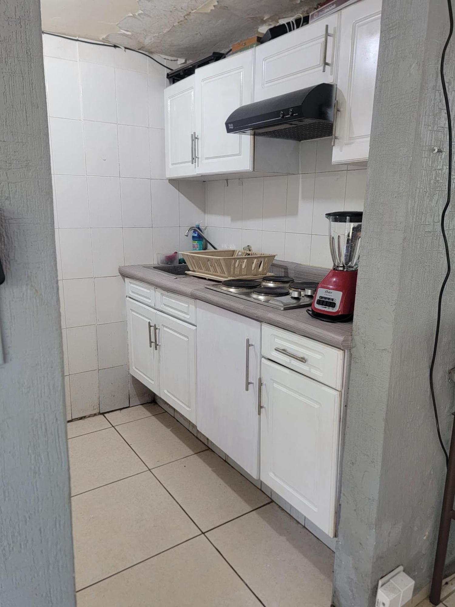 Homestay Aguilas House 1 *