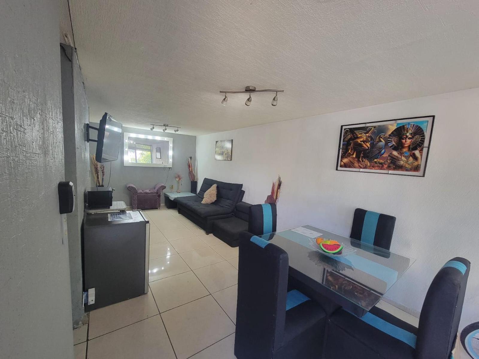 Homestay Aguilas House 1