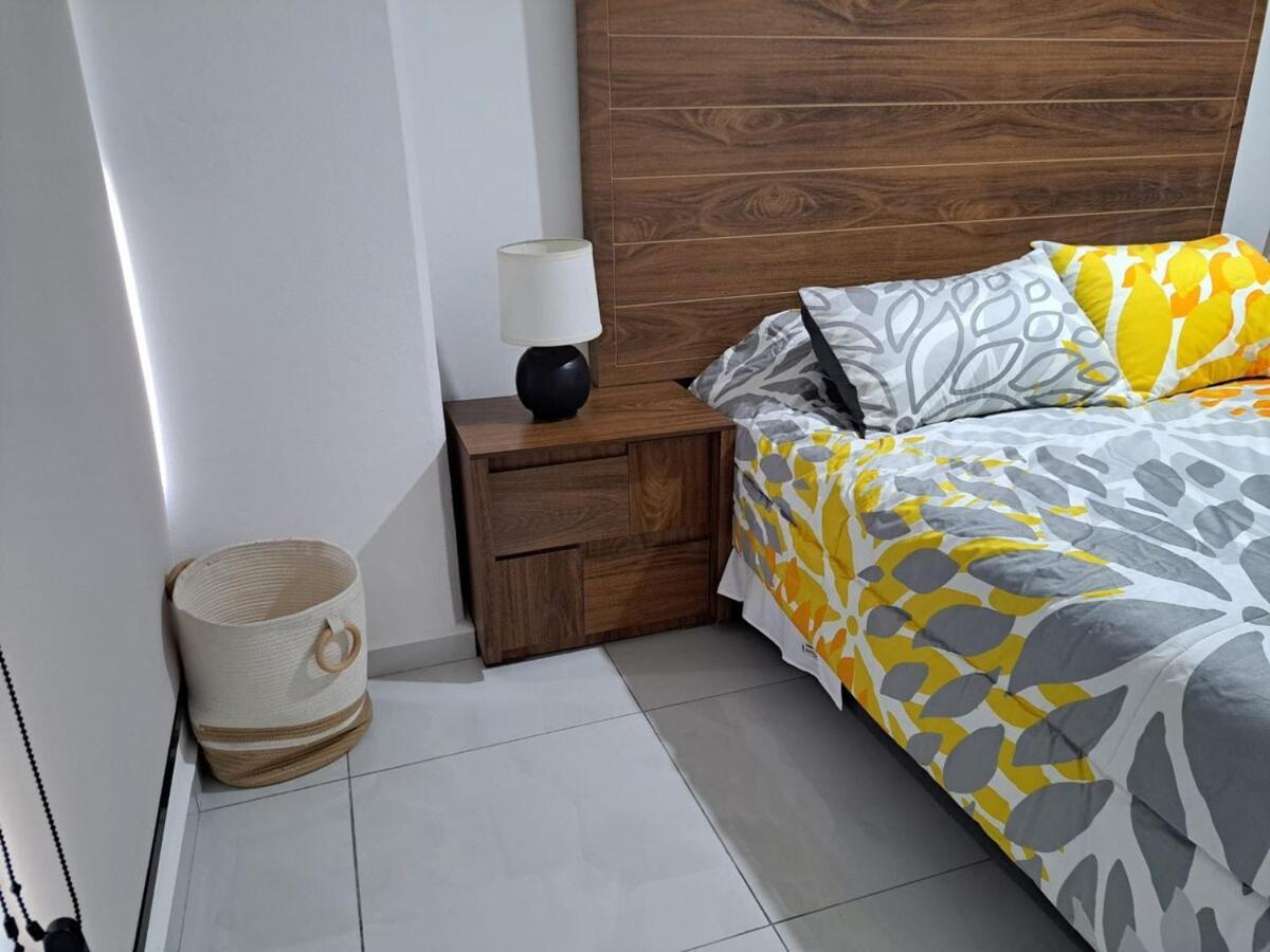 Apartamento Flaming South Of The