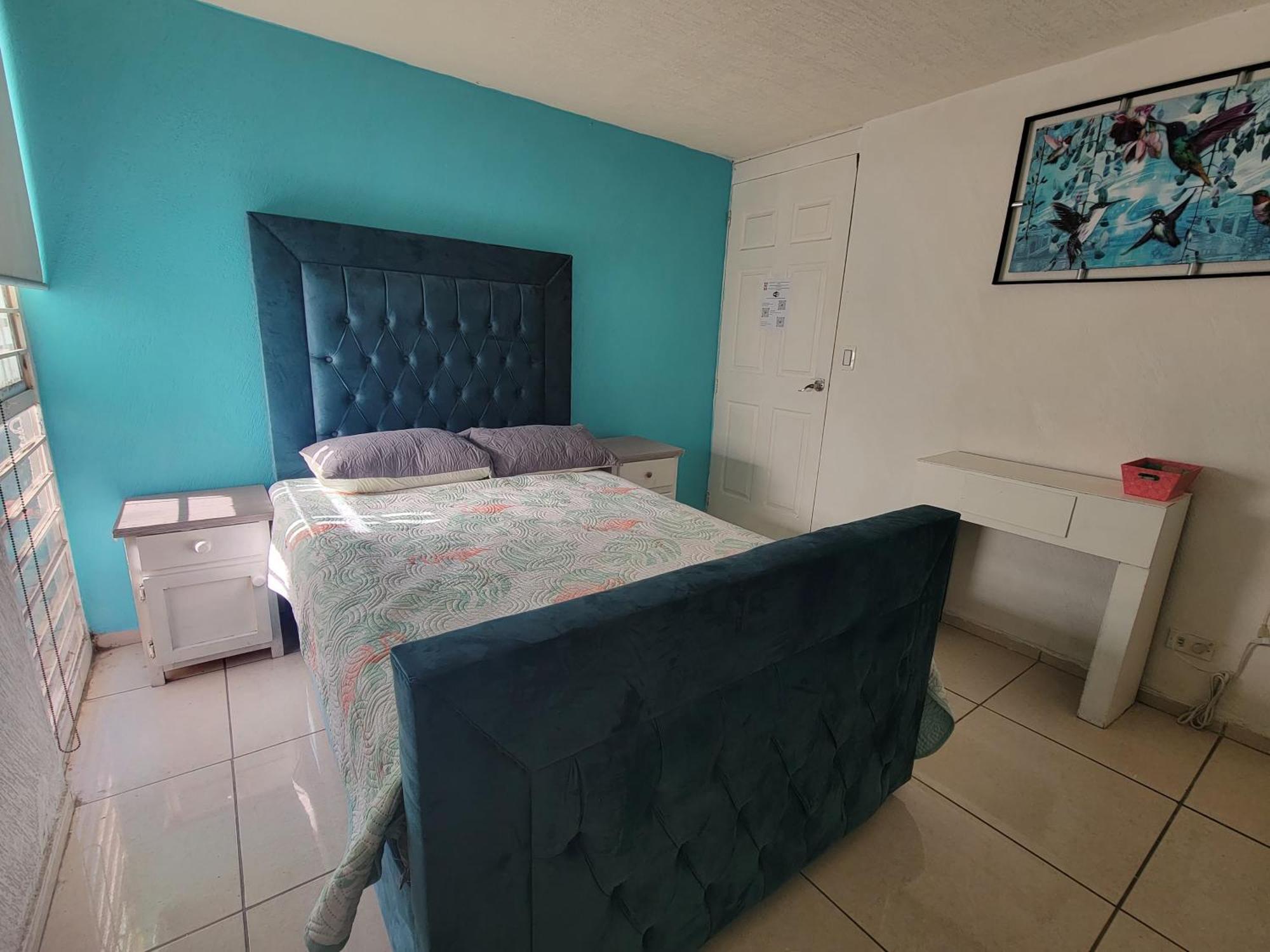 Aguilas House 2 * Guadalajara
