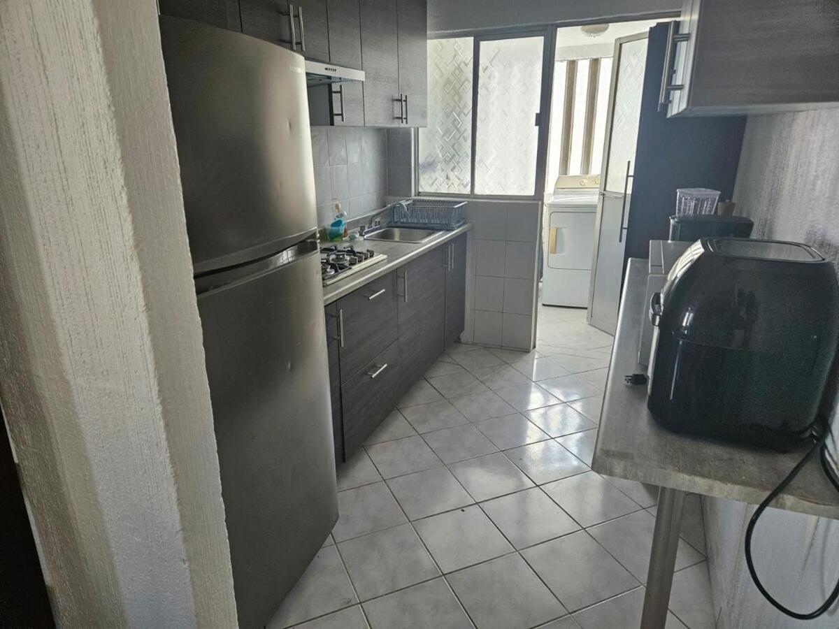 Departamento En Condominio Acacias, Al Lado De El Hard Rock *
