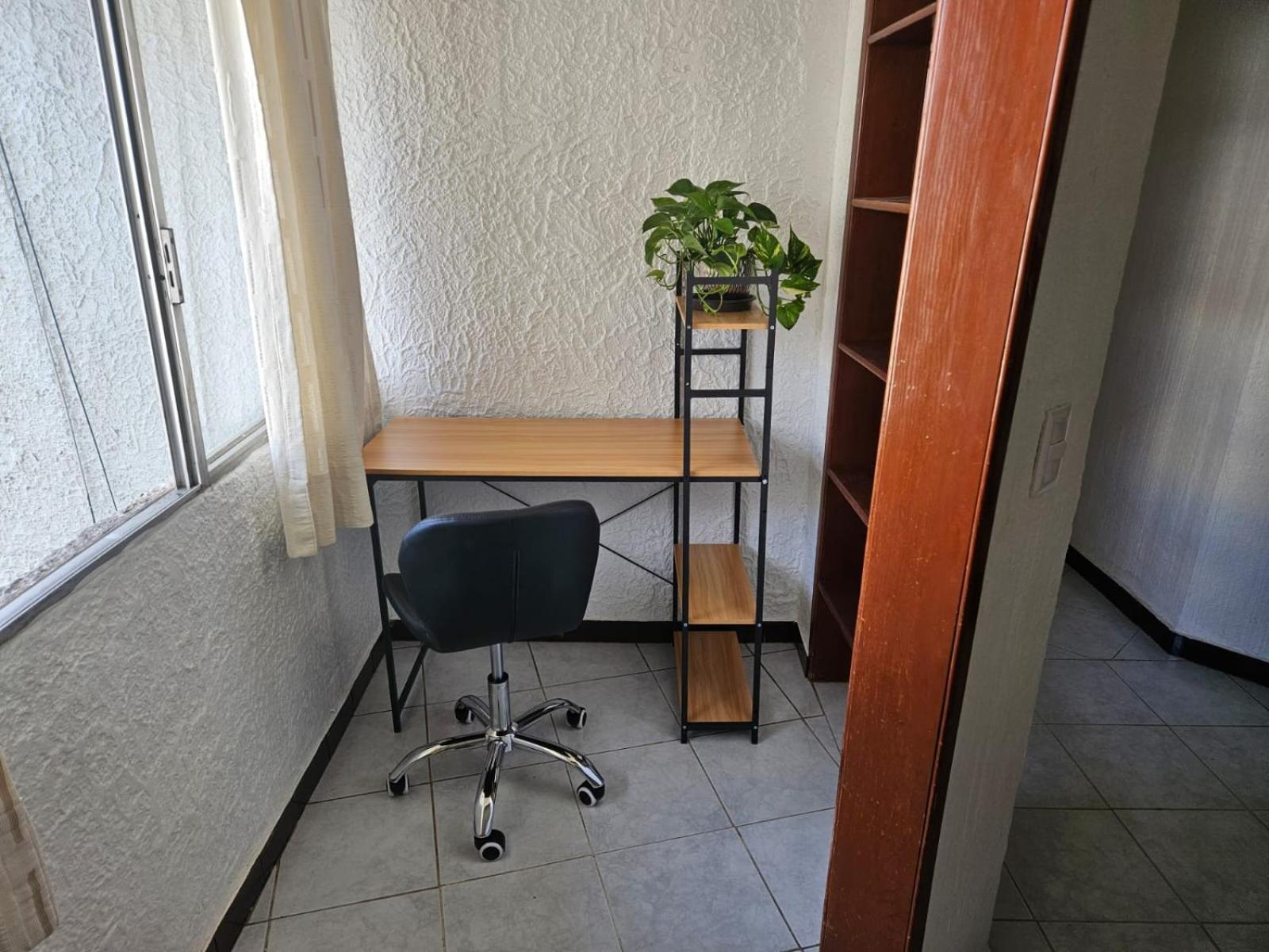 Departamento En Condominio Acacias, Al Lado De El Hard Rock * Guadalajara