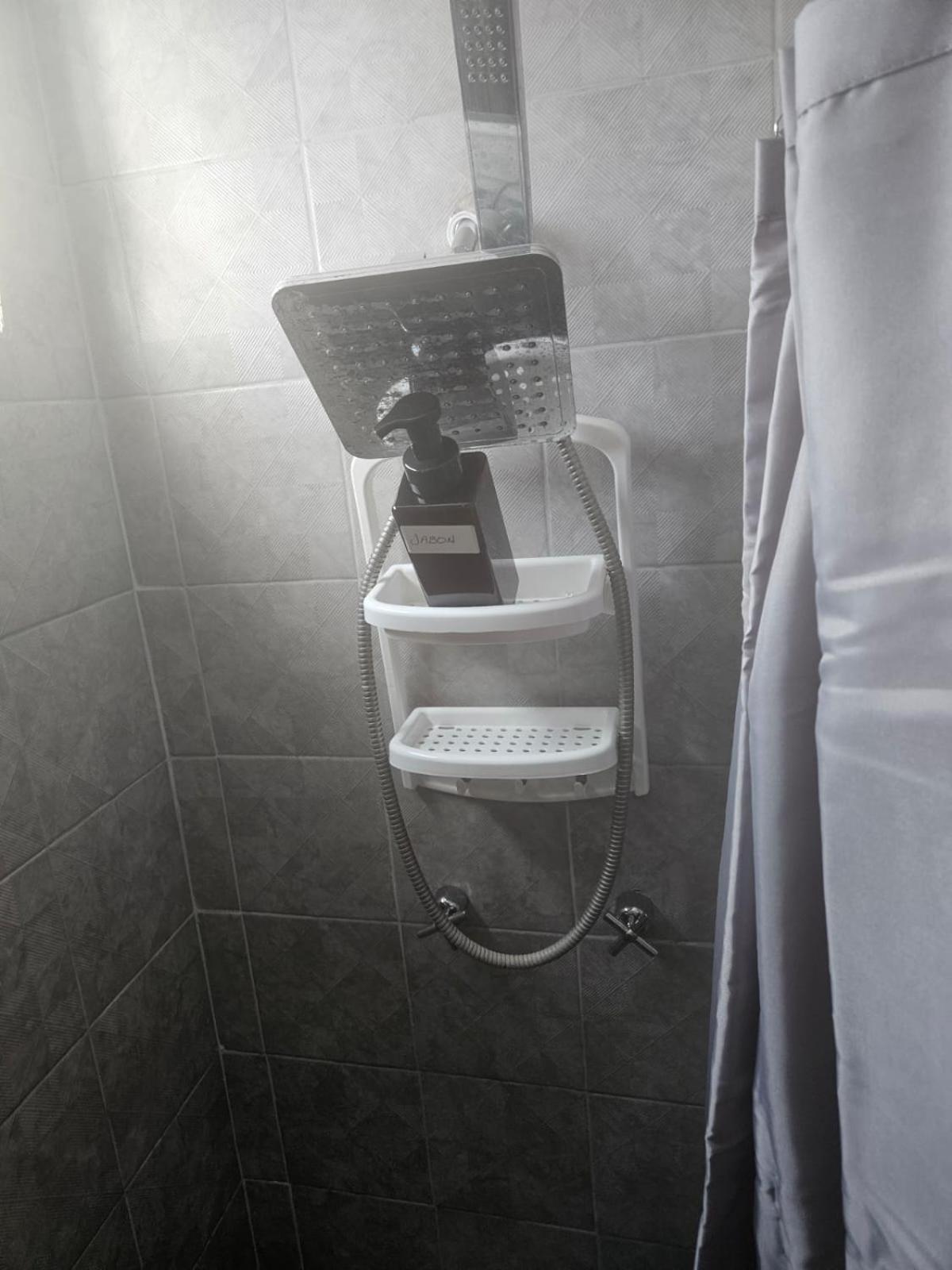 Departamento En Condominio Acacias, Al Lado De El Hard Rock *