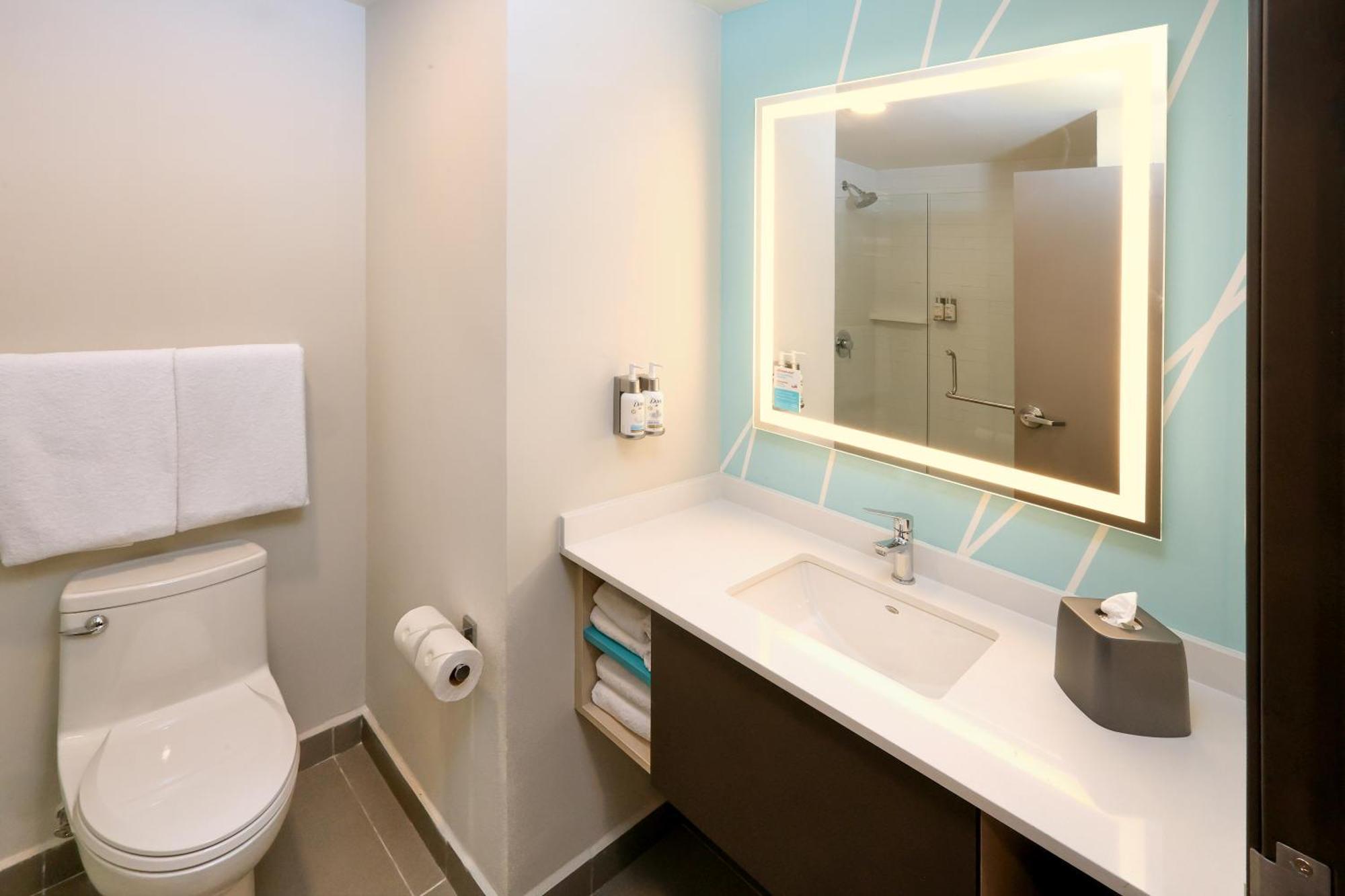 Avid Aeropuerto Norte Hotel