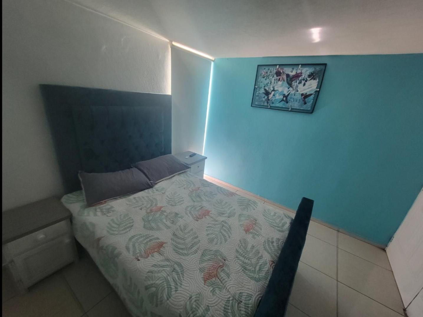 Aguilas House 2 Homestay *