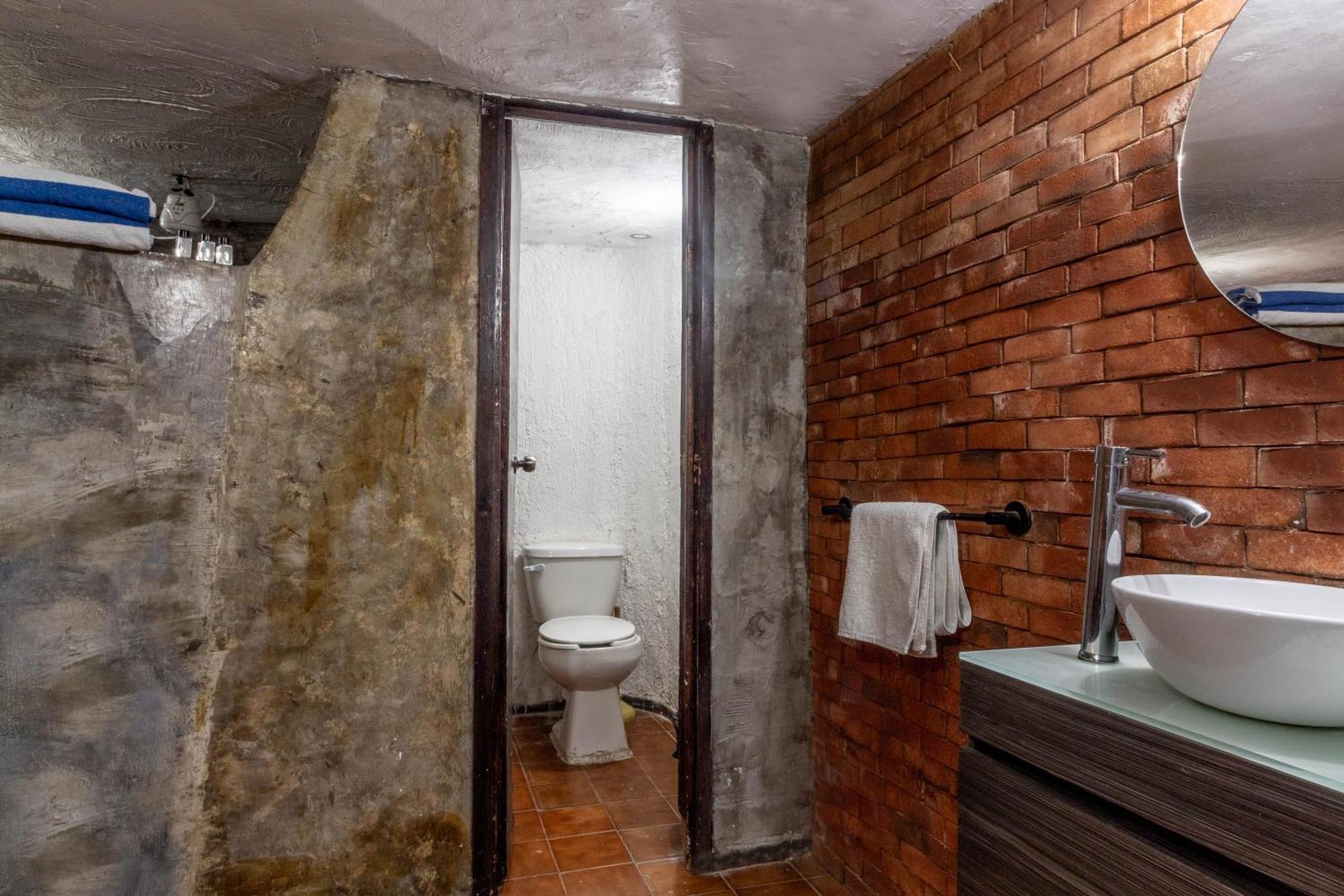 Apartamento Chapalita, Subterránea De Dos Pisos