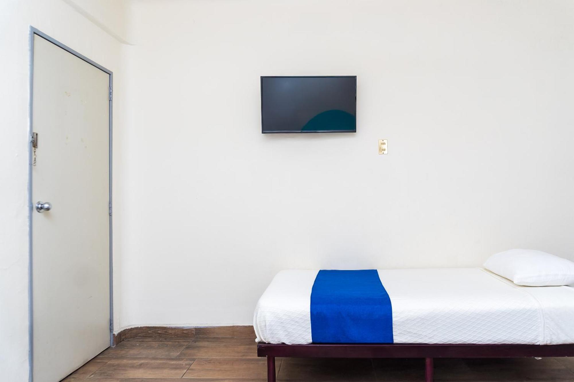 Oyo Nueva York Hotel Guadalajara