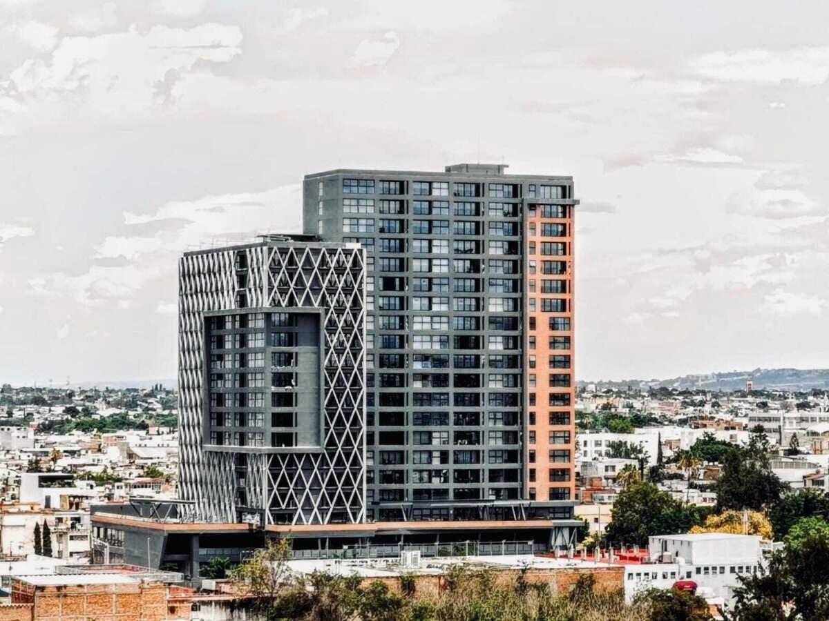 New In The Heart Of Gdl Apartamento